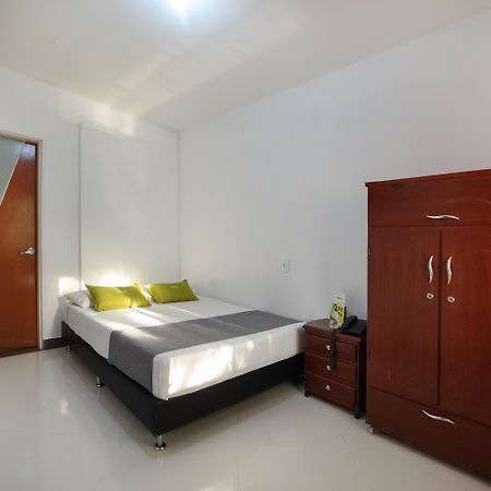 Ayenda 1234 Imperio 70 호텔 메딜린 외부 사진