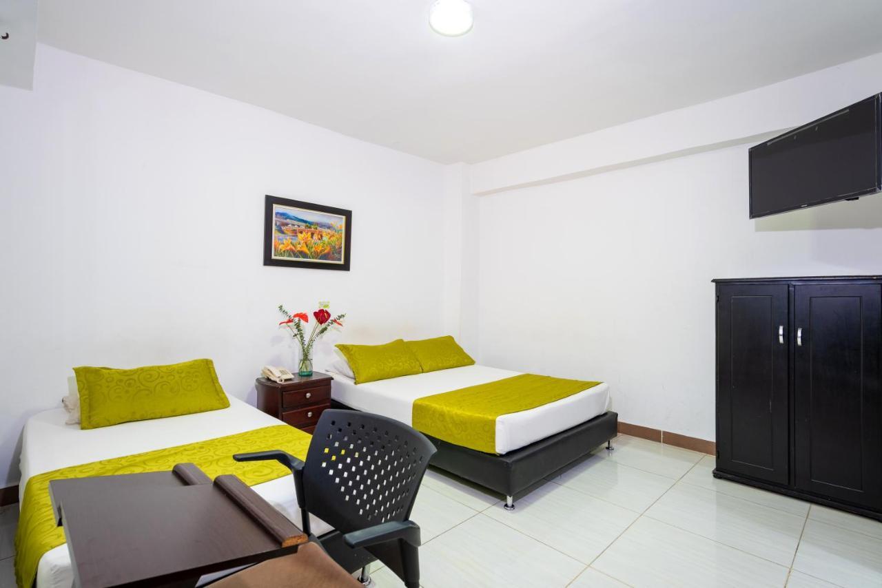 Ayenda 1234 Imperio 70 호텔 메딜린 외부 사진