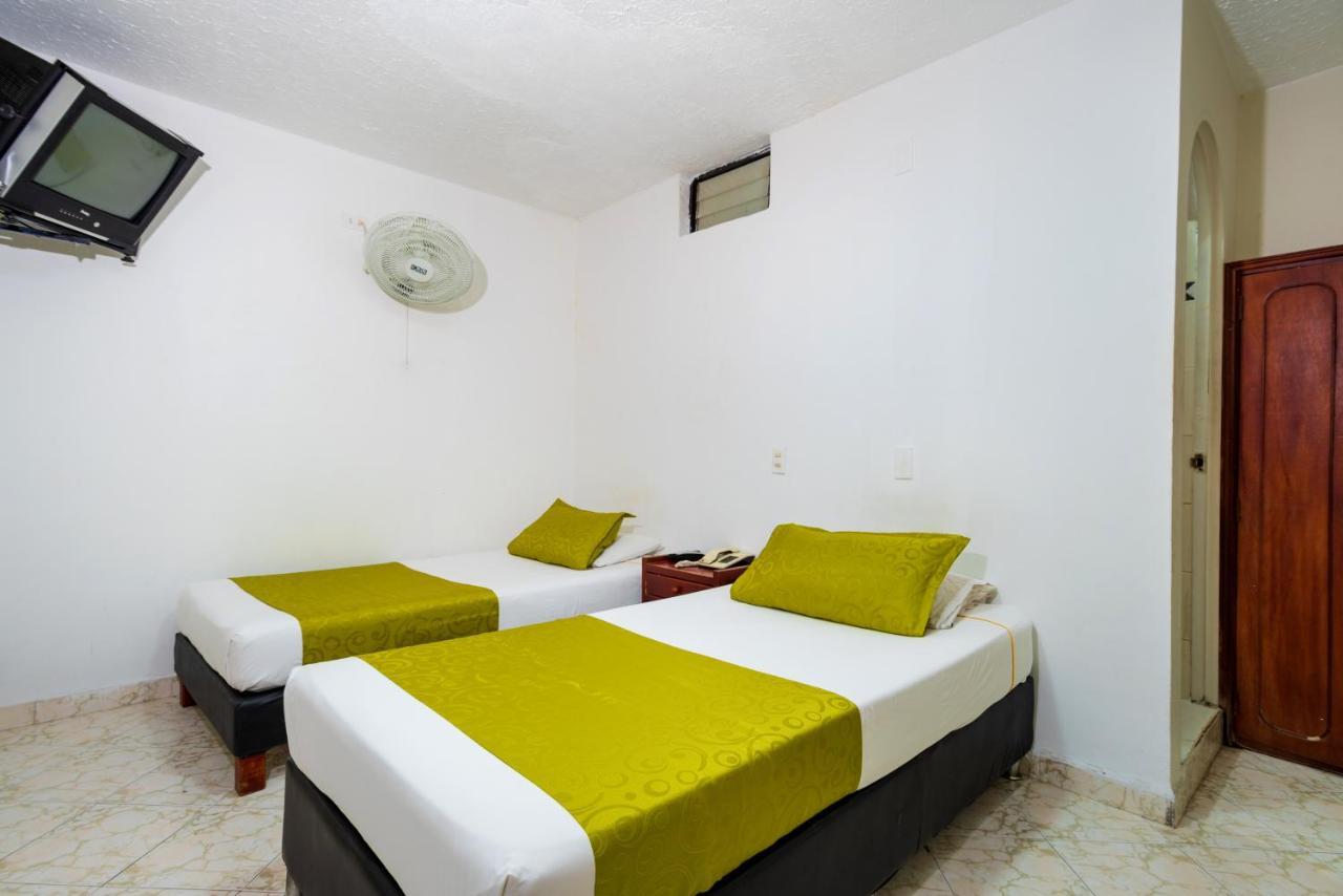 Ayenda 1234 Imperio 70 호텔 메딜린 외부 사진