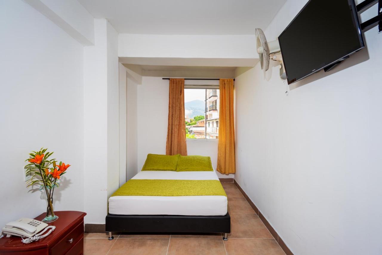 Ayenda 1234 Imperio 70 호텔 메딜린 외부 사진