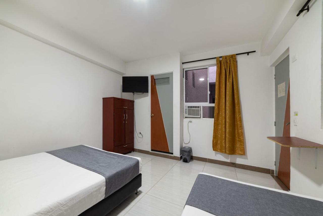 Ayenda 1234 Imperio 70 호텔 메딜린 외부 사진