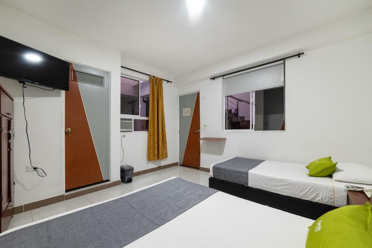 Ayenda 1234 Imperio 70 호텔 메딜린 외부 사진